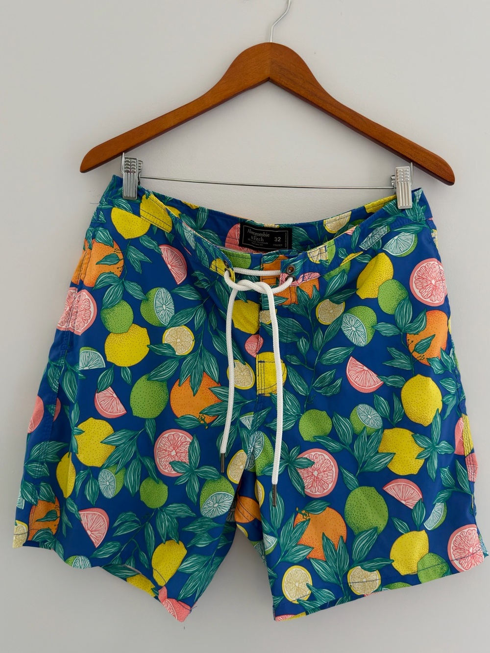 Abercrombie & Fitch Men’s Swim Shorts in Size 32